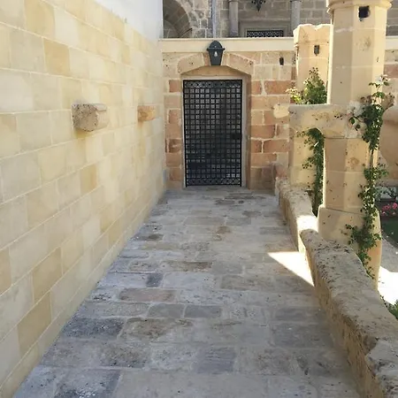 فندق مبيت وإفطار Sine Tempore ماندوريا