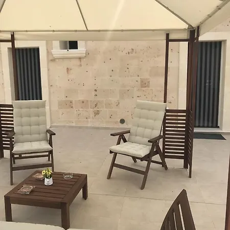 Oda ve Kahvaltı Sine Tempore